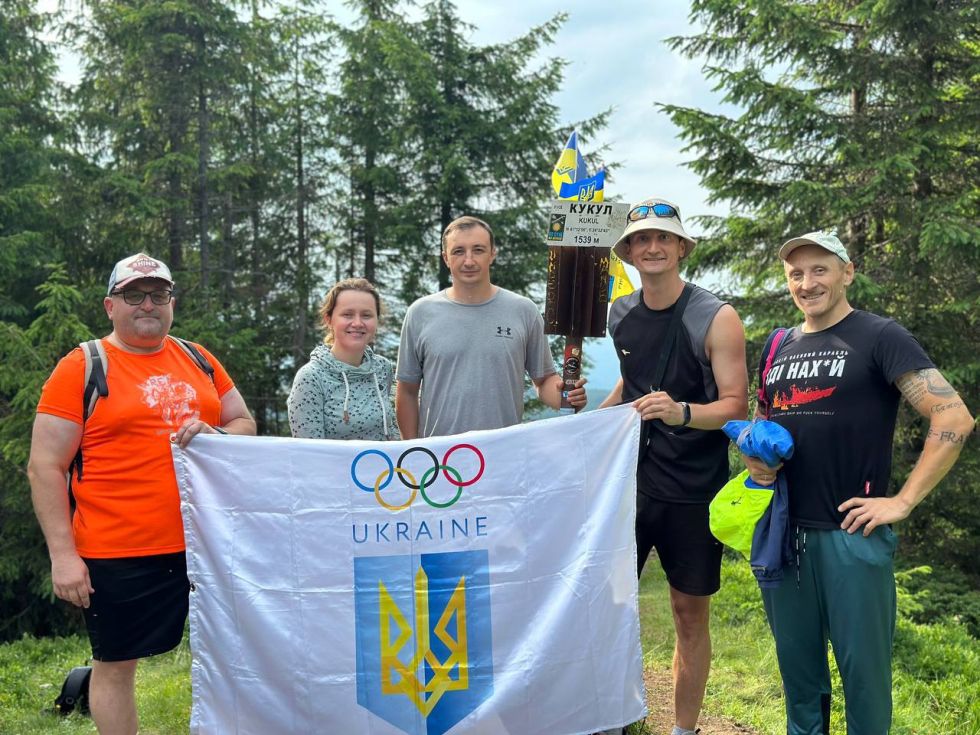 Працівники педагогічного університету підтримують наших олімпійців  